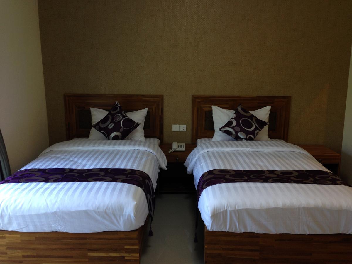 Hotel 9 Mile Rangun Kültér fotó